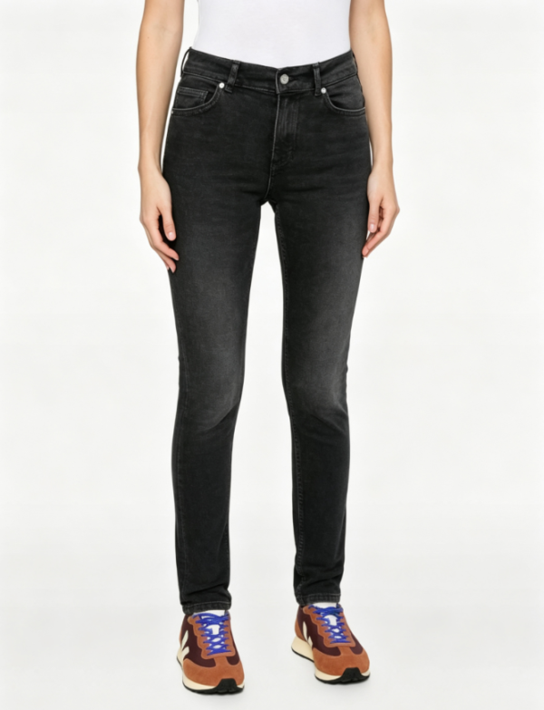 Custom Women's Selvedge Denim Stone Washed Skinny Jeans Washed Black Custom Women's Selvedge Denim Stone Washed Skinny Jeans Washed Black