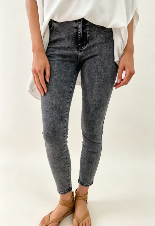 Custom Women's Selvedge Denim Stone Washed Slim Jeans Charcoal Custom Women's Selvedge Denim Stone Washed Slim Jeans Charcoal
