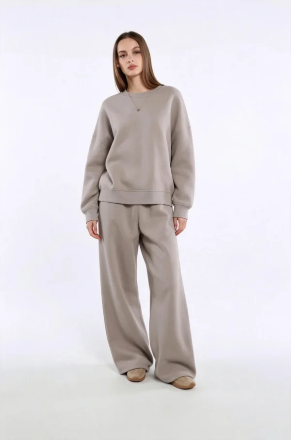 Custom Women's Solid Brown Oversized Crew-Neck Sweatshirt